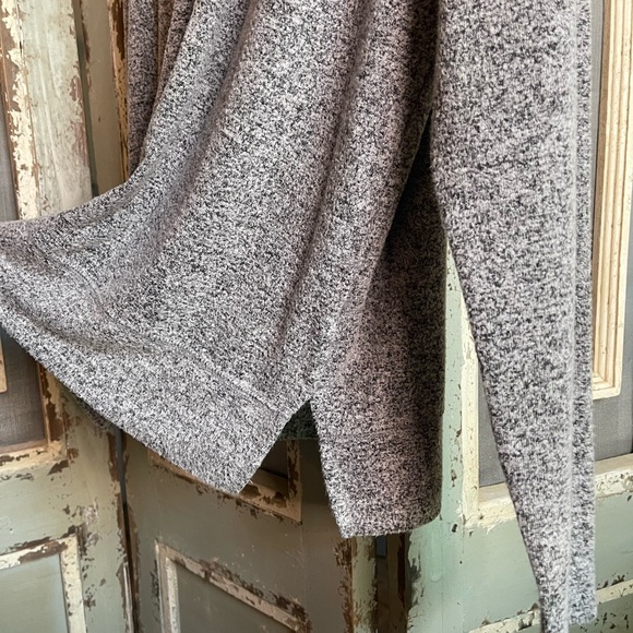 Lucky Brand Charcoal Knit Top - Picture 4 of 6